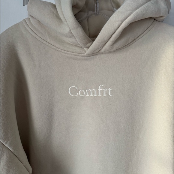 Comfrt Cream Hoodie and Sweatpants Set Size Medium - Picture 4 of 10